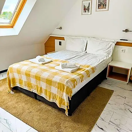 Rubo 5* Șumen